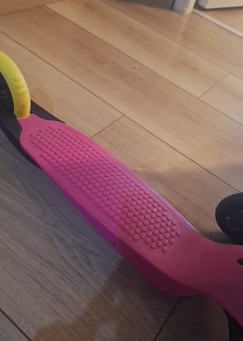 Pembe Çocuk Scooterı - Görsel 2