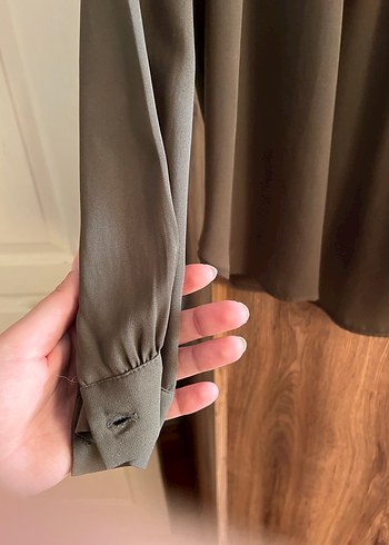 H&M Yesil Düğmeli Uzun Kollu Kadın Gömlek