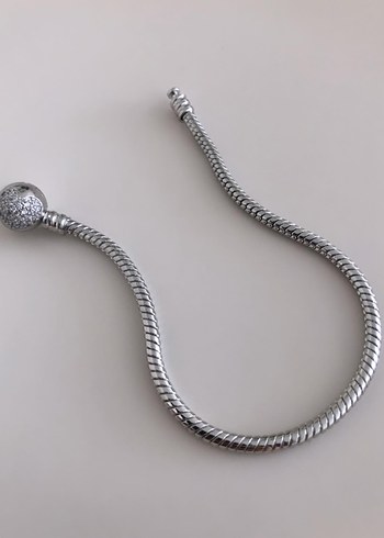 Gri Zincir Detaylı Kadın Bileklik - Görsel 2