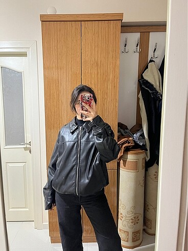 s Beden siyah Renk Zara Oversize Deri Ceket