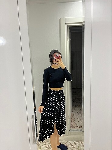 Trendyolmilla Puantiye Desenli Örme Etek