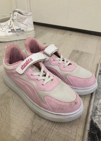 Cırt Cırtlı Spor Ayakkabı - Görsel 2