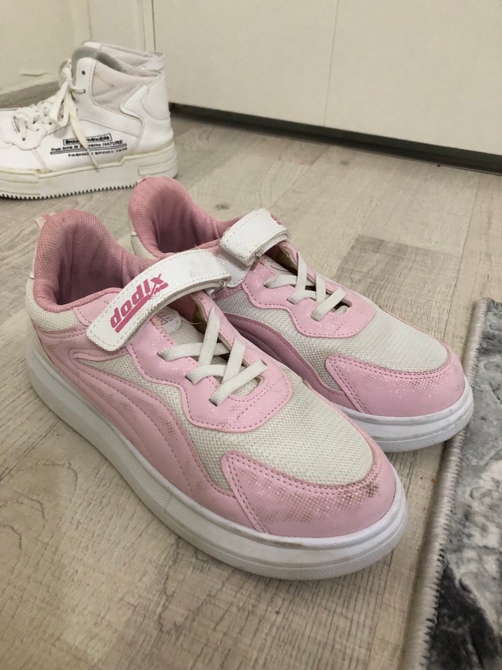 Cırt Cırtlı Spor Ayakkabı - Görsel 2