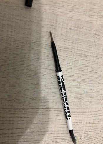 Çok Renkli Makyaj Ürünleri Seti - Görsel 11