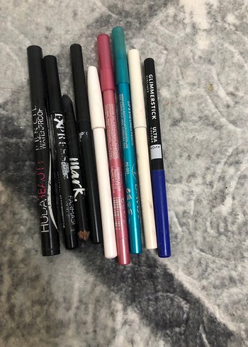 Çok Renkli Makyaj Ürünleri Seti - Görsel 12