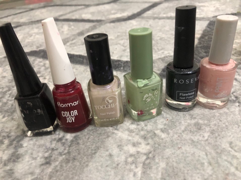 Çok Renkli Makyaj Ürünleri Seti - Görsel 2