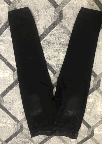 Siyah Yırtık Bol Kesim Kot Pantolon - Görsel 2