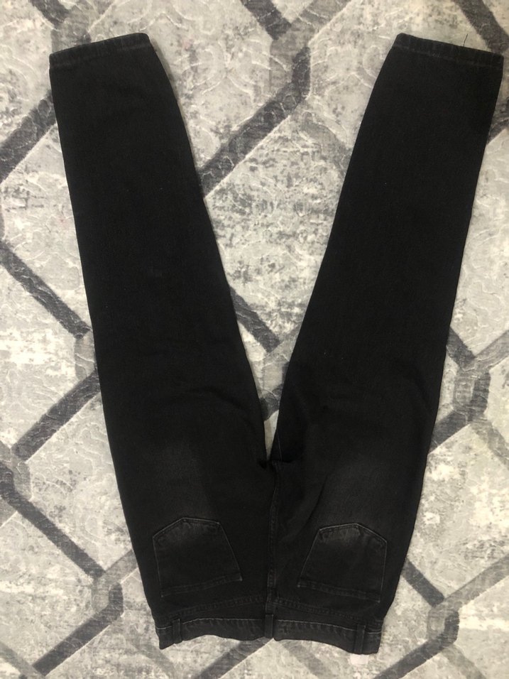 Siyah Yırtık Bol Kesim Kot Pantolon - Görsel 2