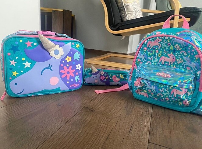  Smiggle anaokul çanta seti