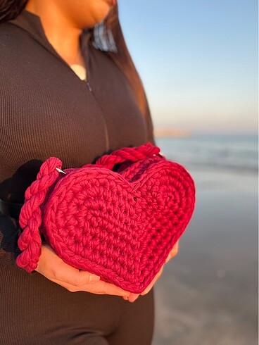  Beden Valentines bag