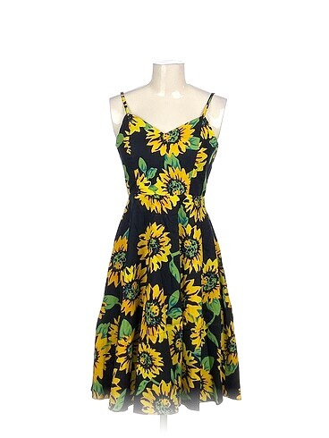 PreLoved Uzun Elbise %70 İndirimli.