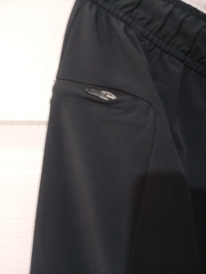 Siyah Rahat Kesim Spor eşofman altı - Görsel 4