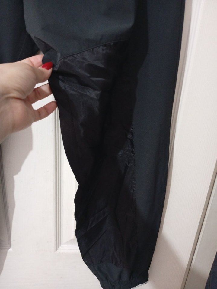 Siyah Rahat Kesim Spor eşofman altı - Görsel 2