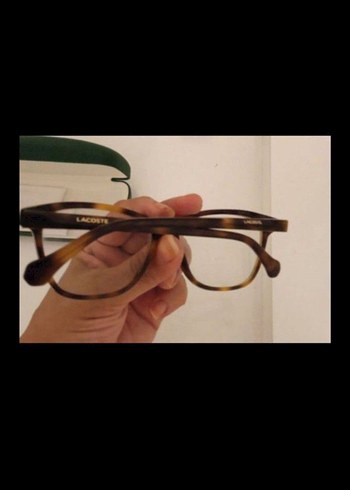 Klasik Bej Kadın Gözlüğü ve Fermuarlı Kılıf - Görsel 3