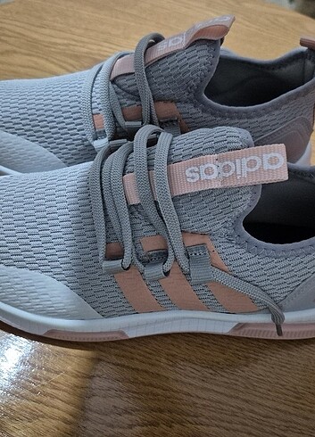 Adidas Adidas marka sıfır mağaza ürünü