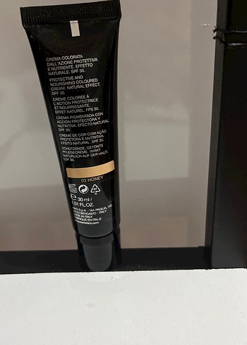 Kiko KIKO Milano Siyah BB Krem SPF 30