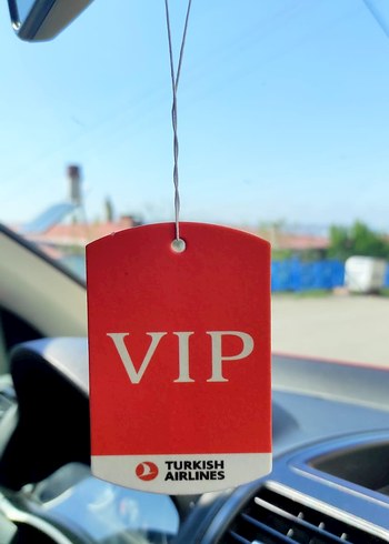 Kırmızı VIP Türk Hava Yolları Erkek Rozeti