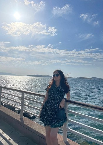 l Beden siyah Renk Kısa Kollu Siyah Çiçekli Midi Elbise