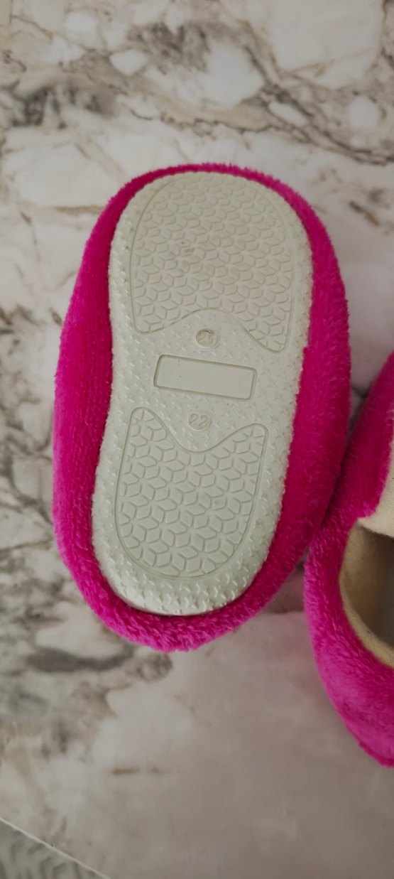 Kızlar için Pembe Kürklü Sıcak Ev Terliği - Görsel 2