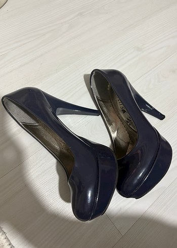 Mavi Parlak Rugan Stiletto Topuklu Kadın Ayakkabı - Görsel 4