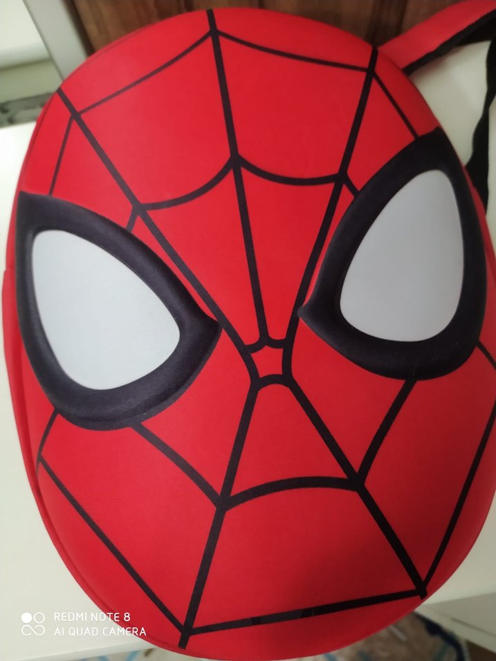 Örümcek Adam Temalı Kırmızı Çocuk Okul Çantası orjinal marvel. - Görsel 2