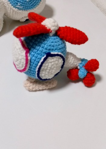 Renkli Beyaz Amigurumi Astronot ve Uzay Araçları - Görsel 3