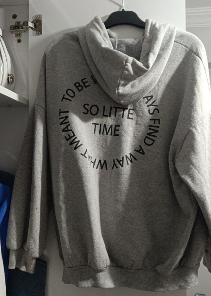 Kapşonlu oversize hırka  - Görsel 2