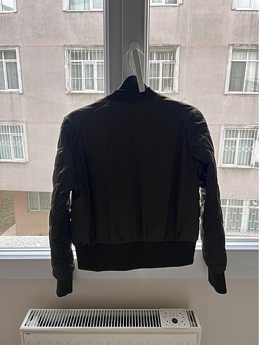 42 Beden H&M Yeşil Bomber Ceket