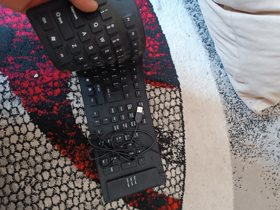 Klavye , katlanabilir , dürülebilir , silikon ve esnek - Görsel 2