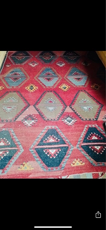 Tarihi otantik kilim