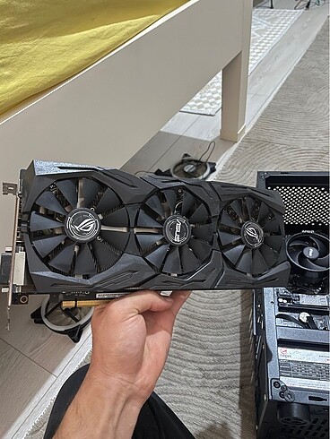 Asus Rog Strix Gtx1070 8 gb