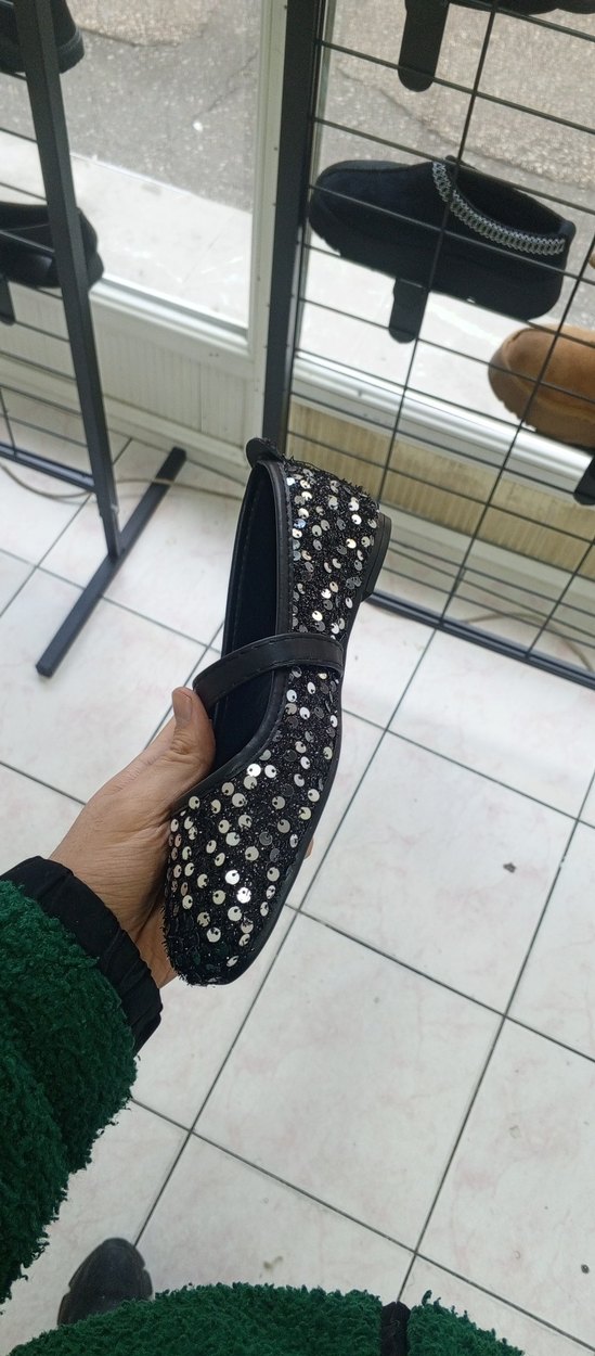 Siyah Blok Topuklu Parlak Kadın Babet - Görsel 2