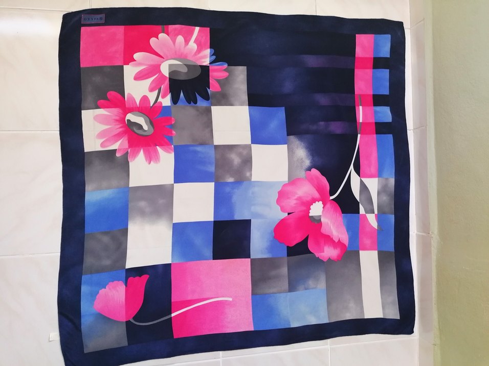 Vintage vakko %100 ipek Kadın Çok Renkli Modern Desenli eşarp - Görsel 3