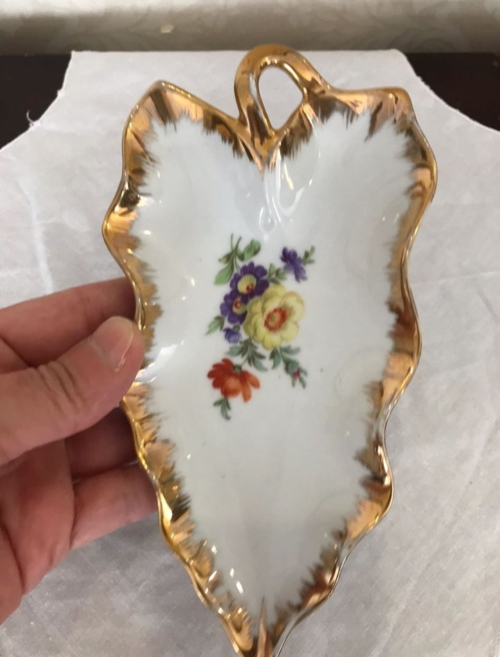Vintage limoges sunumluk. Çiçek Desenli Altın Yaldızlı Tabak - Görsel 2
