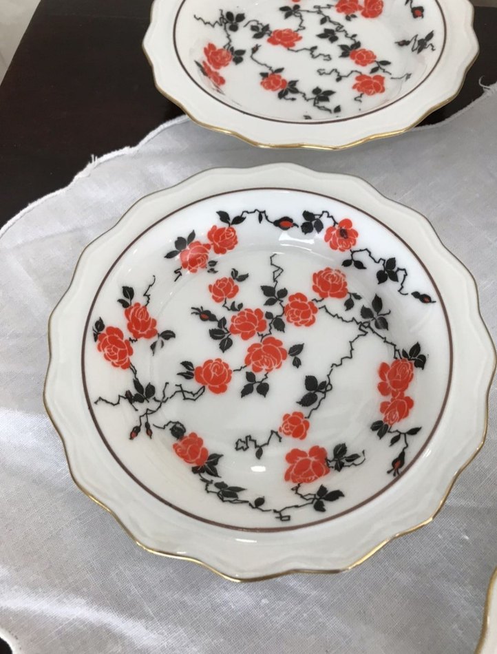 Antika Alman lokumluk. Beyaz Çiçek Desenli 7 Parça Porselen - Görsel 5