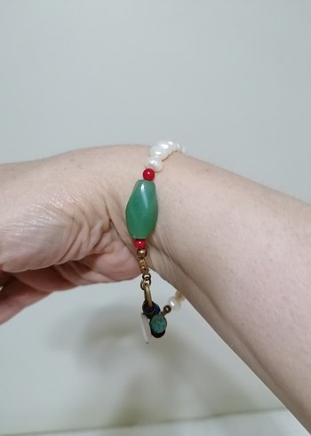 İncilli ve doğal taşlı kadın bileklik - Görsel 4