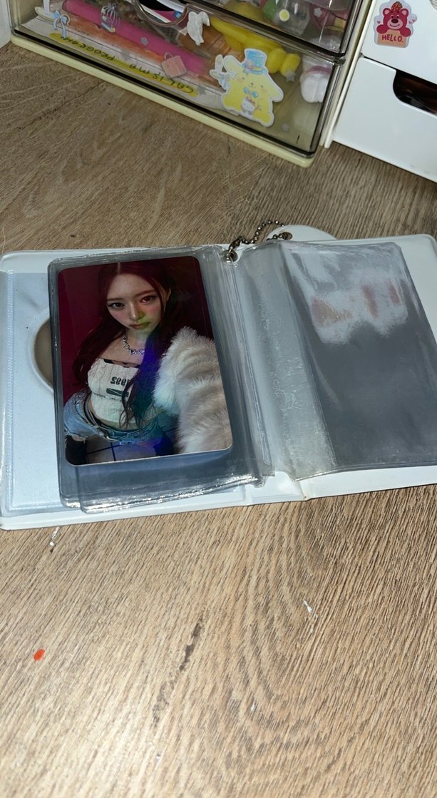 Beyaz Kalp Desenli Binder hasarları belli - Görsel 4