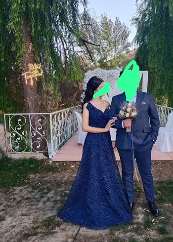 Lacivert nişan elbisesi - Görsel 3