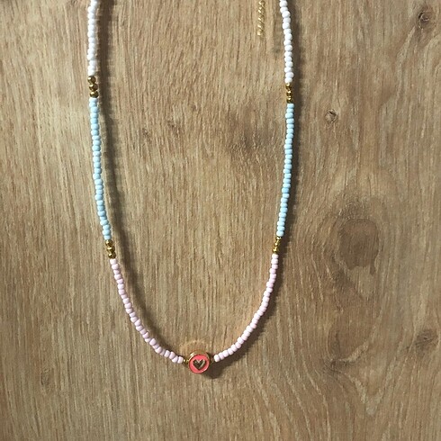 Karışık Renk Boncuk Detaylı Kalpli Kolye - Görsel 2