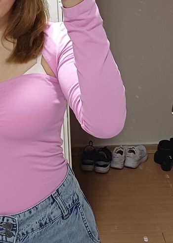 Pembe V Yaka bluz - Görsel 2