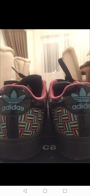 Adidas spor ayakkabı