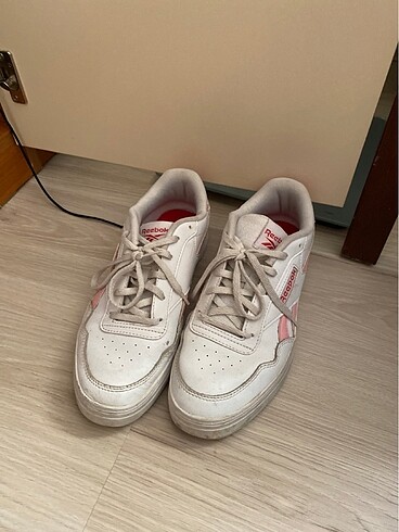 Reebok spor ayakkabı