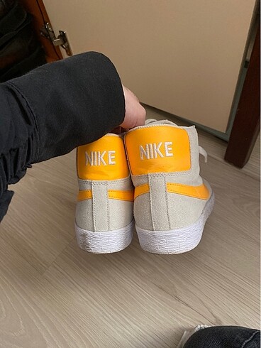41 Beden turuncu Renk Nike blazer