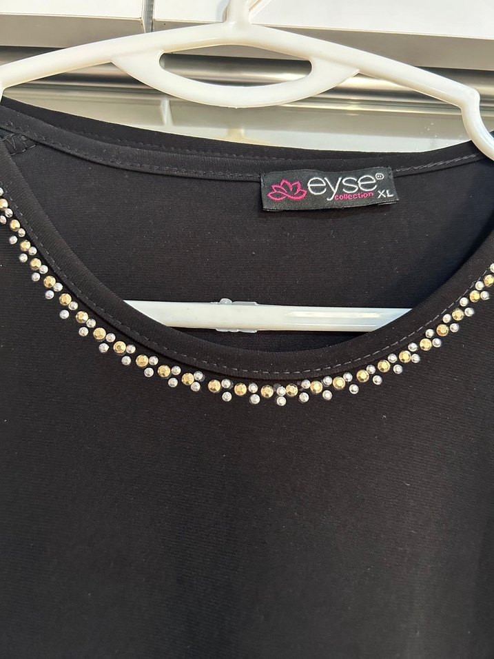 Zincir Detaylı Siyah Uzun Kollu Kadın Bluz - Görsel 3