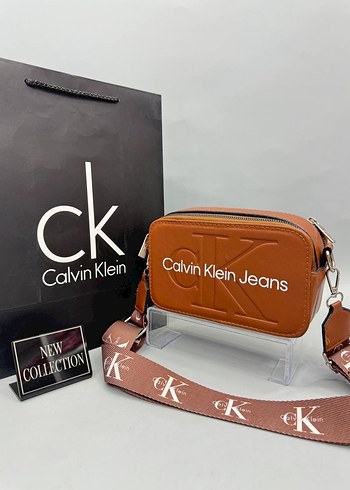 Koyu Mavi Calvin Klein Kot Kadın Çapraz Çanta - Görsel 4