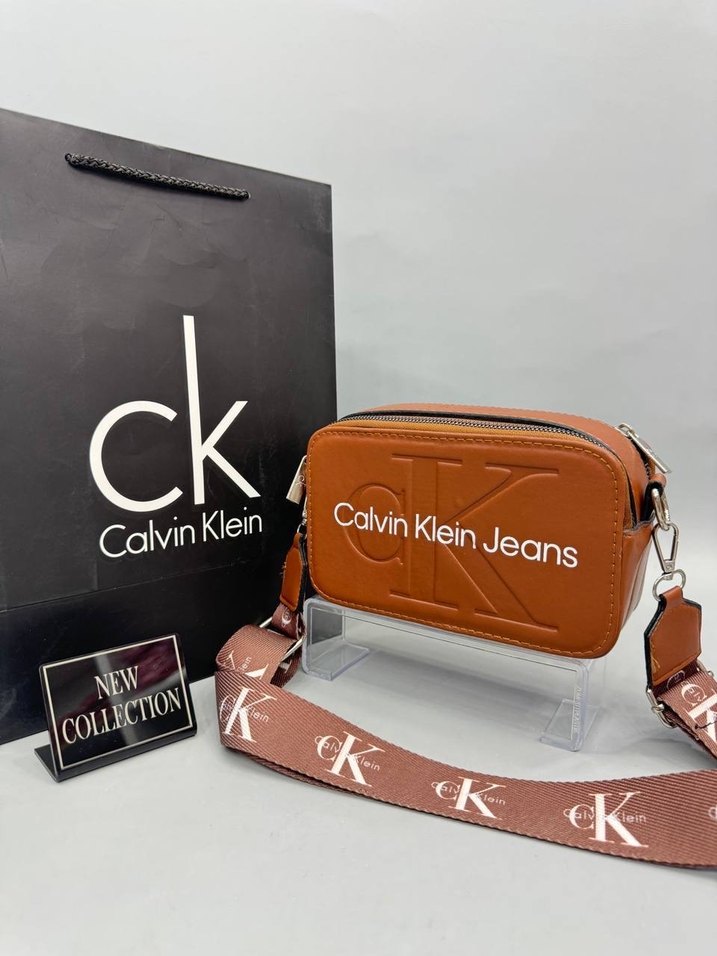 Koyu Mavi Calvin Klein Kot Kadın Çapraz Çanta - Görsel 4