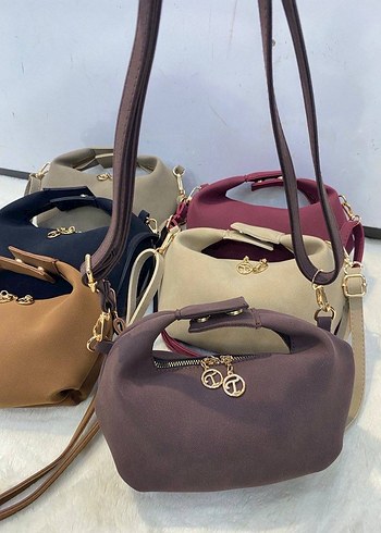 Kemer Detaylı Süet Kadın Çanta - Görsel 2