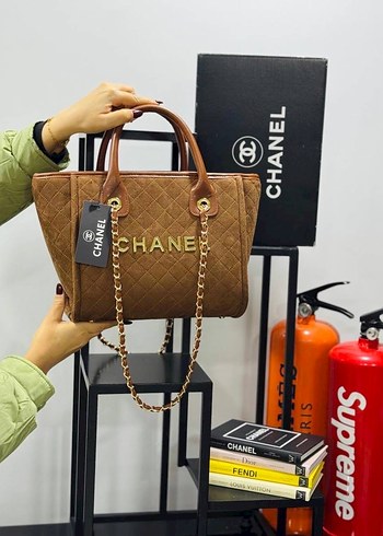 Zincir Detaylı Siyah Süet Kadın Çanta - Görsel 4