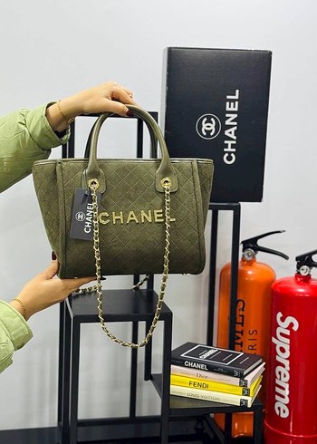 Zincir Detaylı Siyah Süet Kadın Çanta - Görsel 6