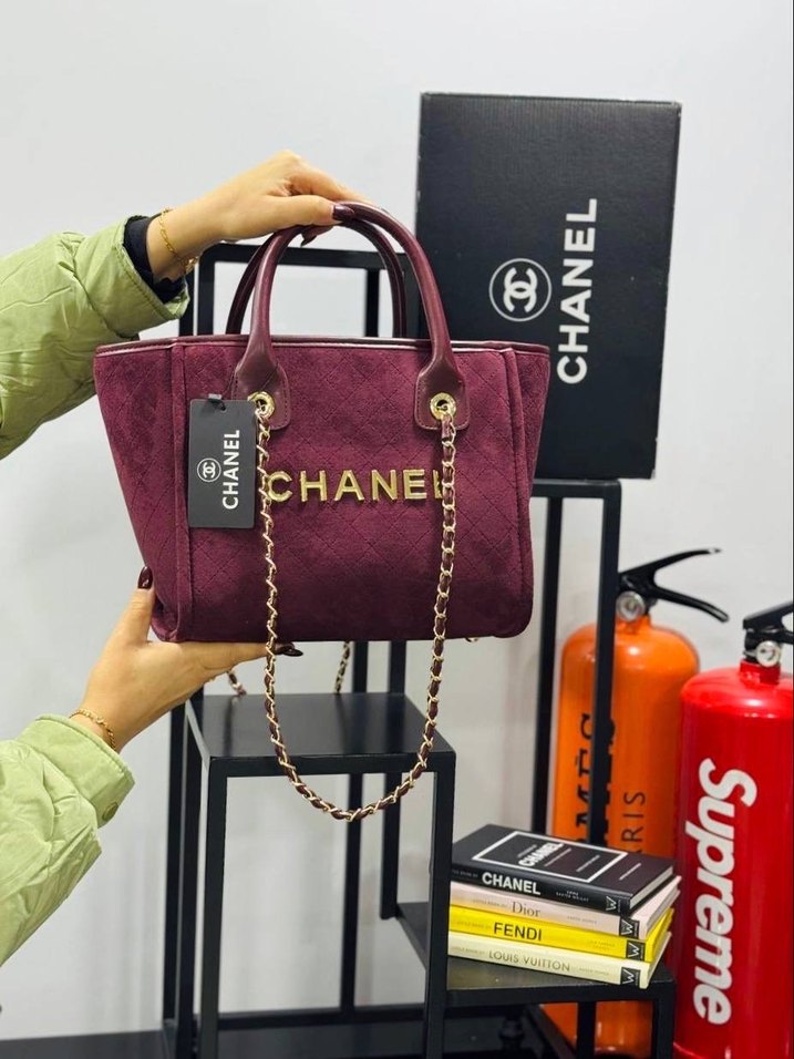 Zincir Detaylı Siyah Süet Kadın Çanta - Görsel 5